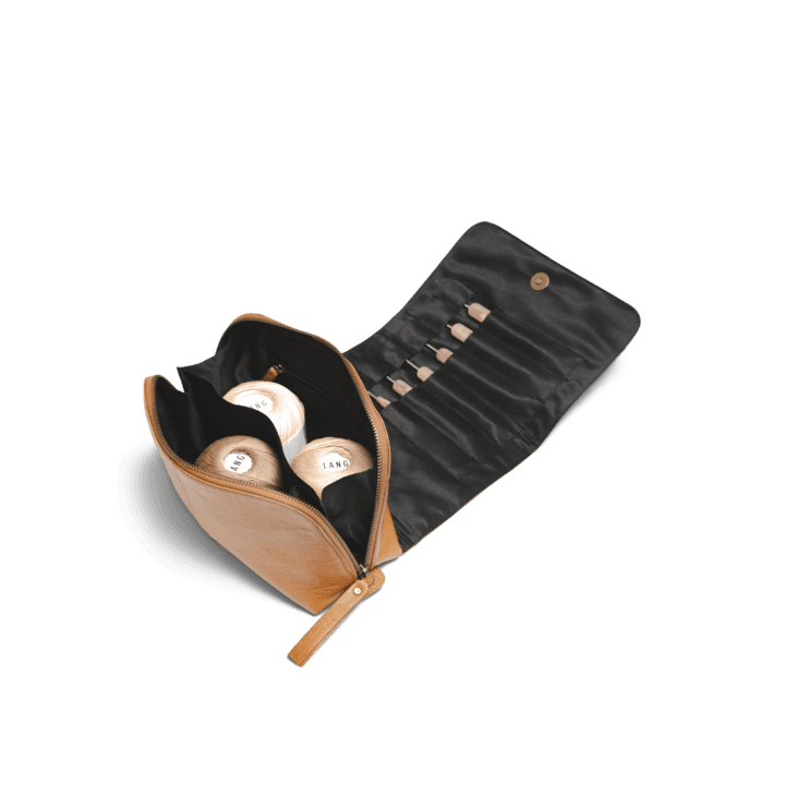 Hazel Muud, tarvikelaukku