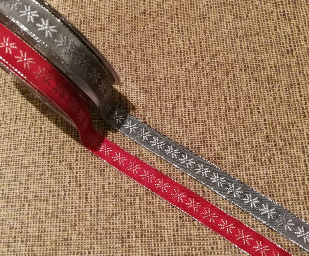 Joulunauha, Hiutaleet 44101